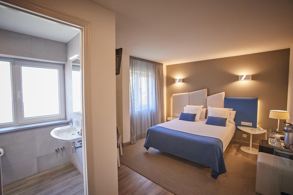Hotel Boa Vista Viveiro Εξωτερικό φωτογραφία
