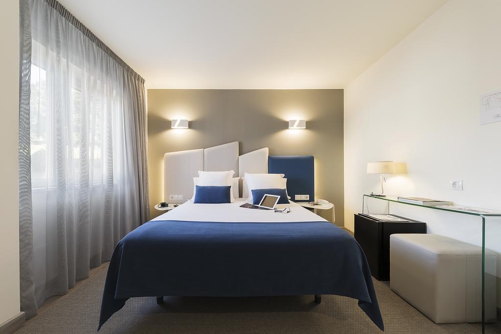 Hotel Boa Vista Viveiro Εξωτερικό φωτογραφία