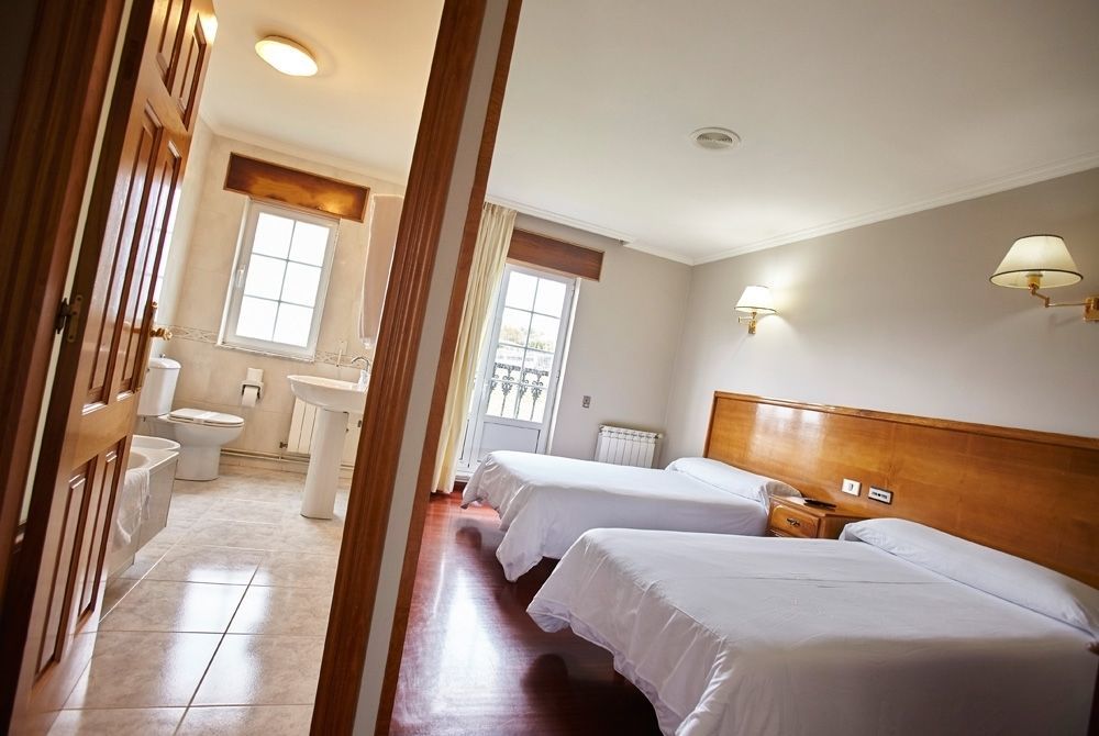 Hotel Boa Vista Viveiro Εξωτερικό φωτογραφία