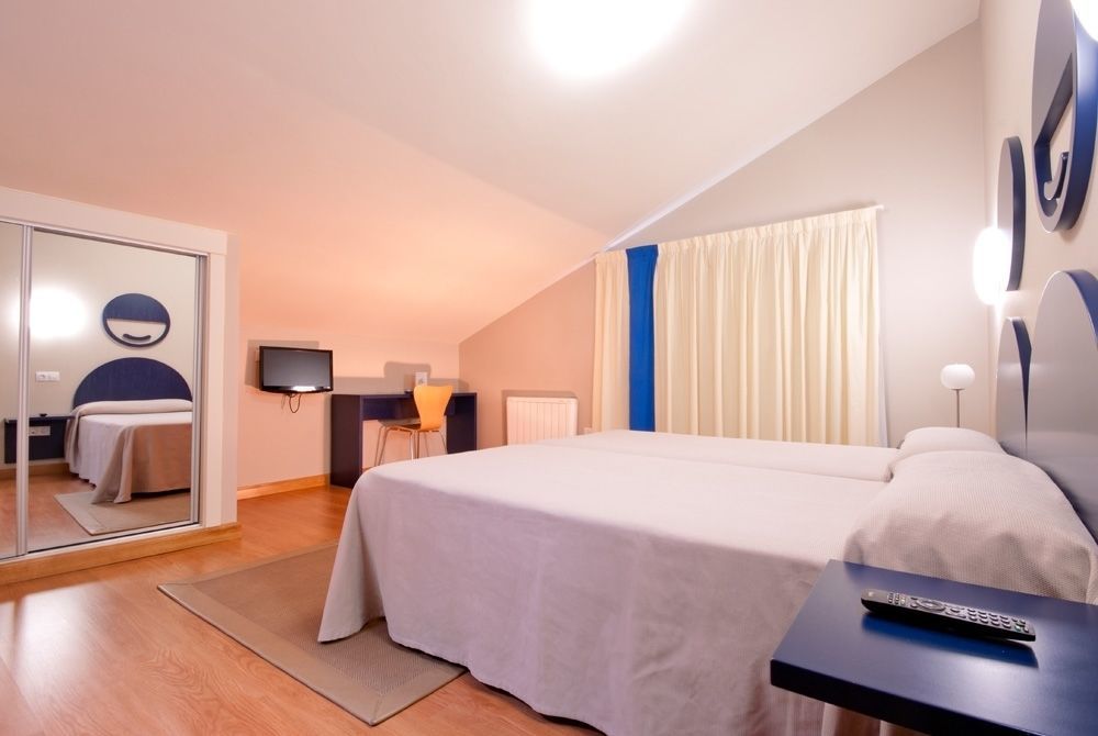 Hotel Boa Vista Viveiro Εξωτερικό φωτογραφία